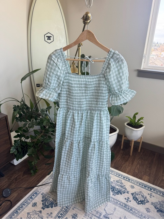 Dresses & Skirts - worn once gingham midi dress